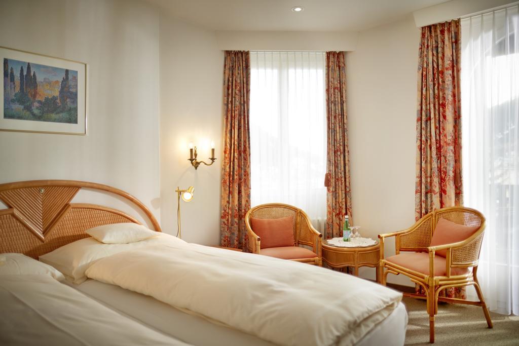 Casanna Hotel Davos City Center ภายนอก รูปภาพ