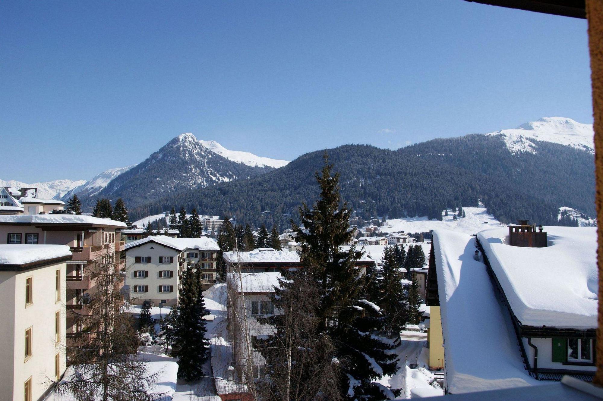 Casanna Hotel Davos City Center ภายนอก รูปภาพ