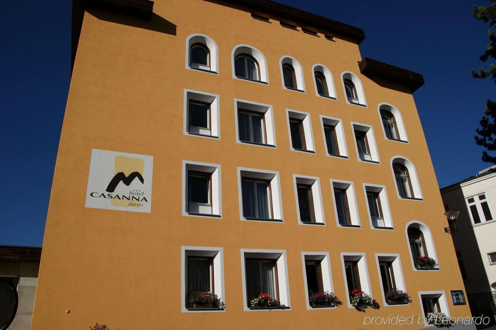 Casanna Hotel Davos City Center ภายนอก รูปภาพ